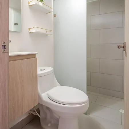 Duplex moderno con piscina a pasos del mar *