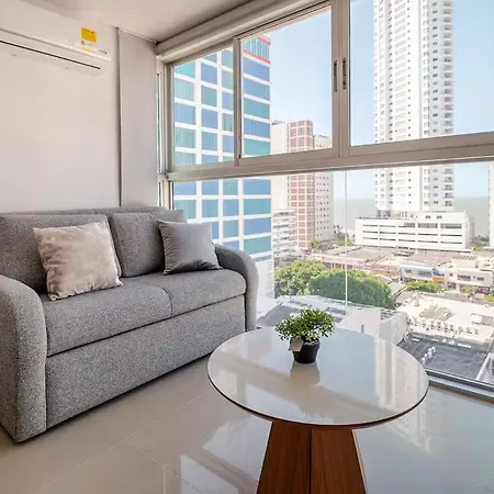 Duplex moderno con piscina a pasos del mar * Cartagena