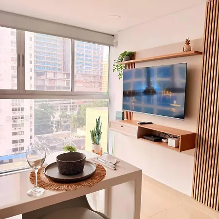 Duplex moderno con piscina a pasos del mar Cartagena