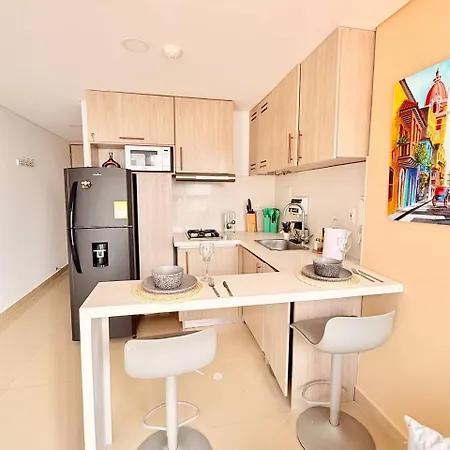 Duplex moderno con piscina a pasos del mar * Cartagena