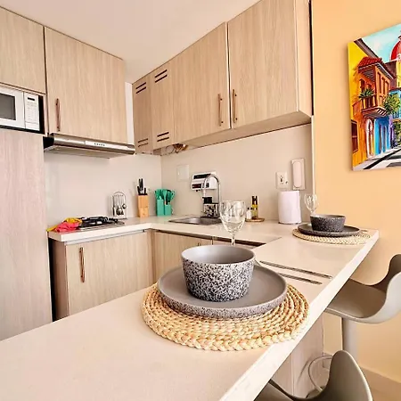 Duplex moderno con piscina a pasos del mar Apartamento